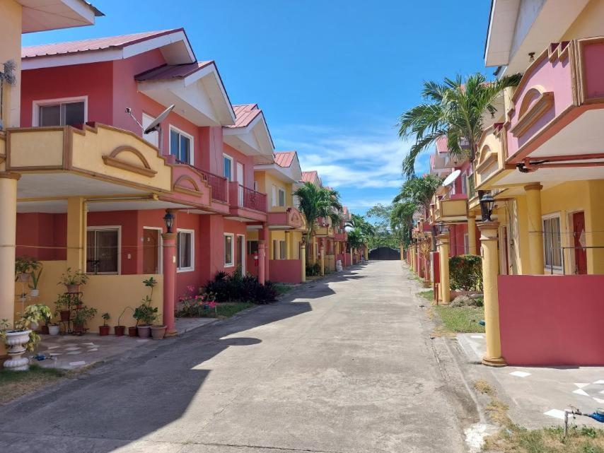 Vila Vacation Town House Near Mactan Cebu Airport Lapu-Lapu City Exteriér fotografie